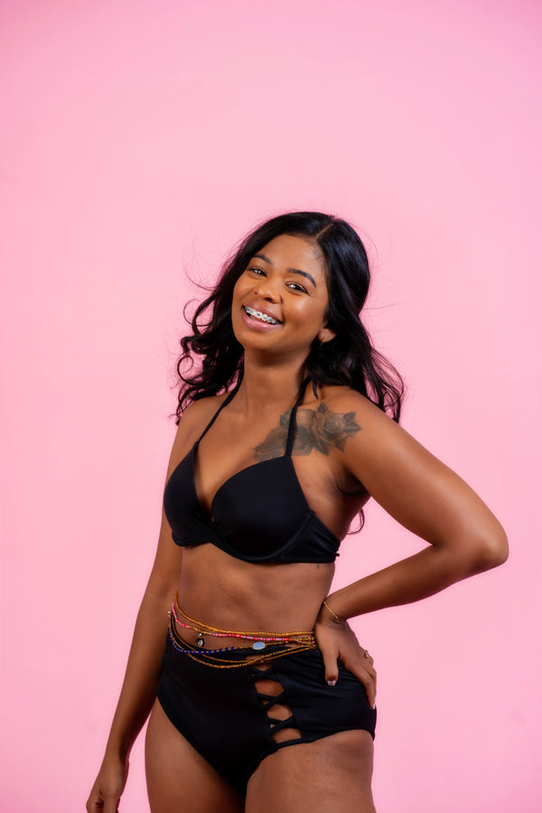 5 benefits to Wearing African Waist Beads